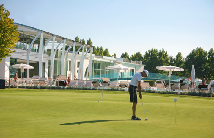 riviera-golf-resort-Golf